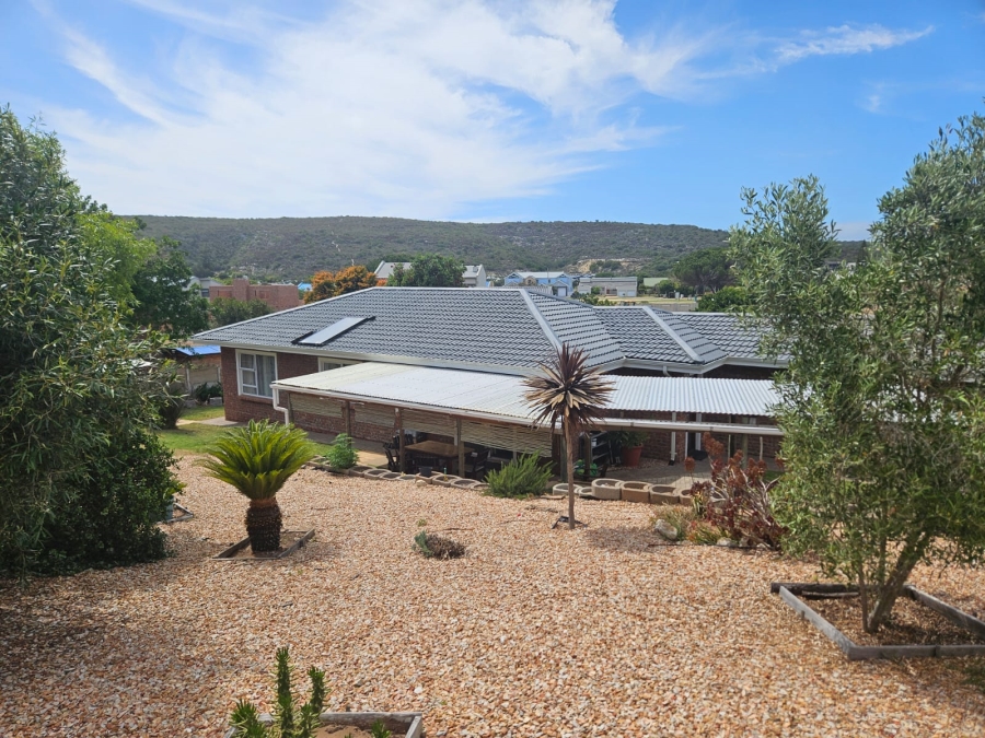 3 Bedroom Property for Sale in Stilbaai Wes Western Cape